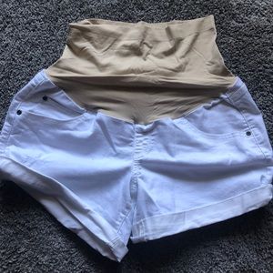 AGlow Boyfriend Maternity Shorts